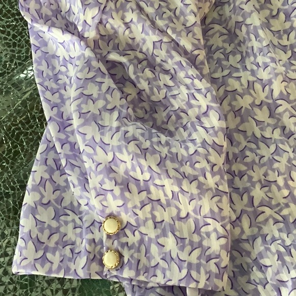 Town and Country petites vintage lilac flower blouse - Picture 7 of 8